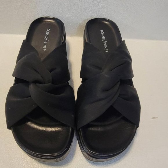 DONALD J PLINER FOLLEY BLACK LEATHER PLATFORM WEDGE WOMENS SLIP ON SANDALS - Picture 3 of 9